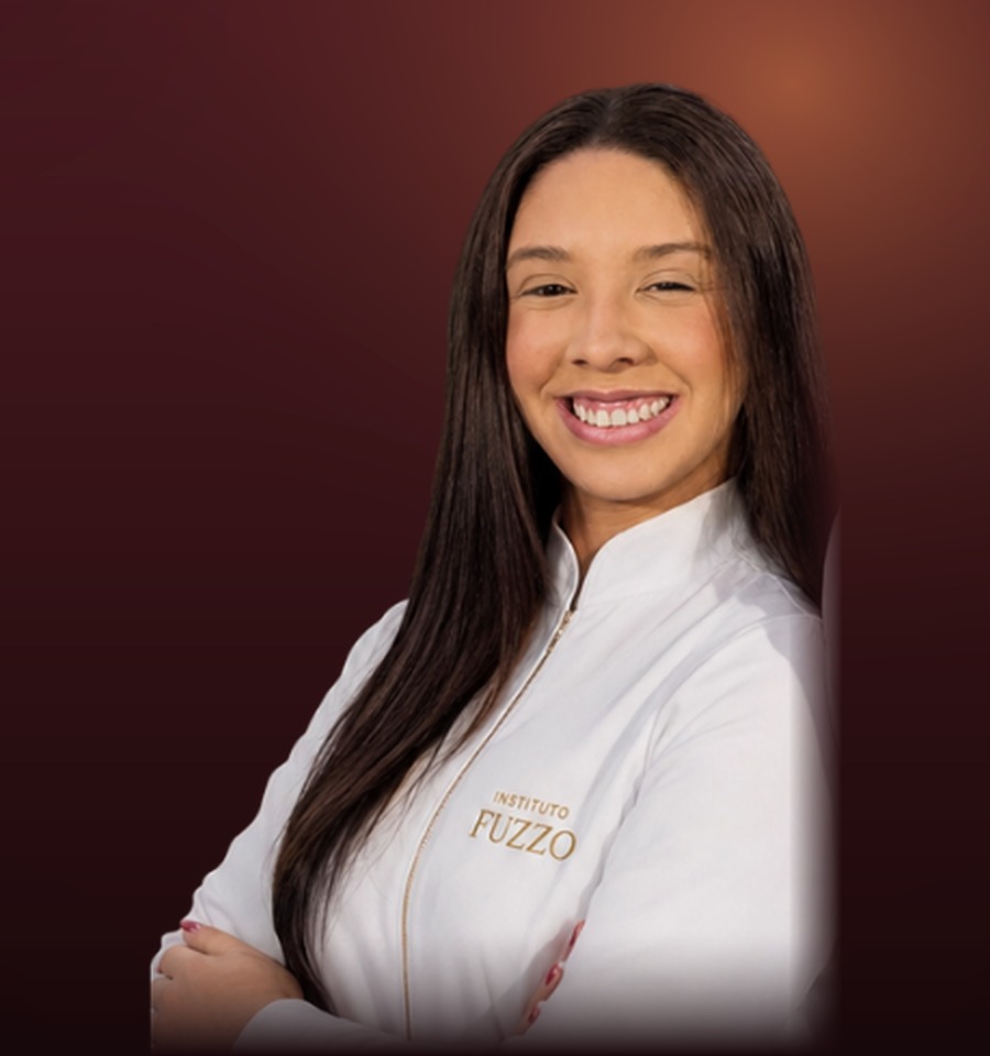 Dra. Raphaela Aguiar, cirurgiã-dentista